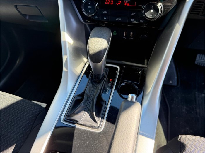 2023 MITSUBISHI ECLIPSE CROSS ES (2WD)