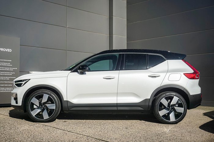 2026 Volvo EX40 Ultra Single Motor Extended Range