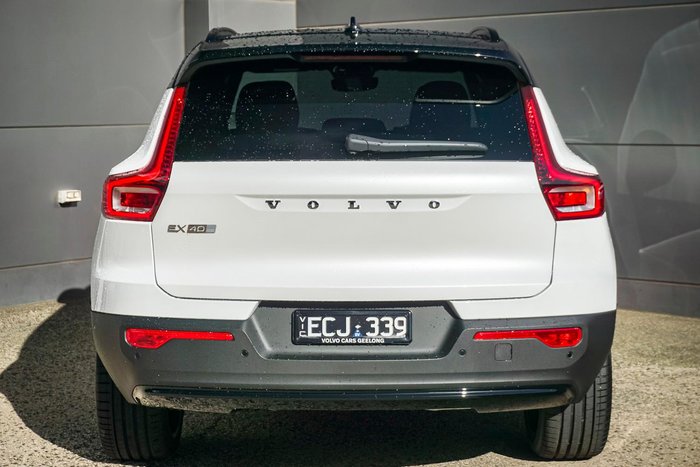 2026 Volvo EX40 Ultra Single Motor Extended Range