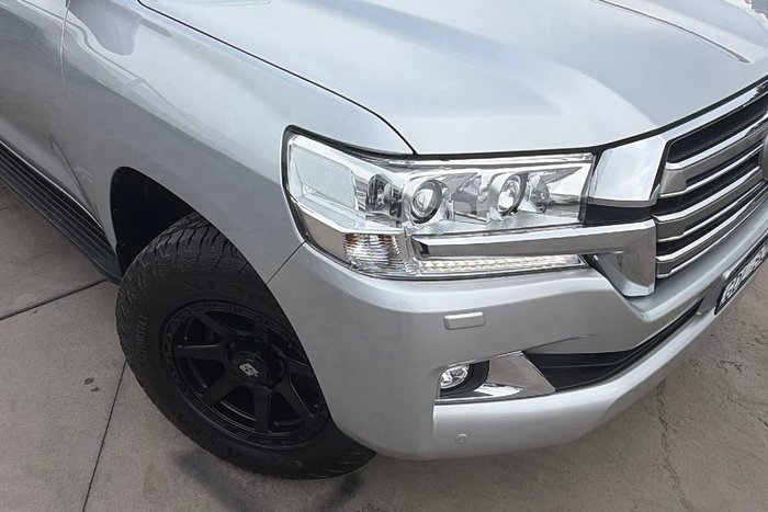 2017 Toyota Landcruiser VX