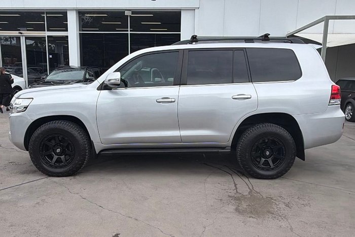 2017 Toyota Landcruiser VX