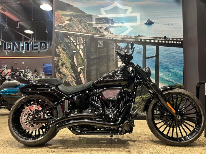 Harley-Davidson Breakout 117 (FXBR) Softail