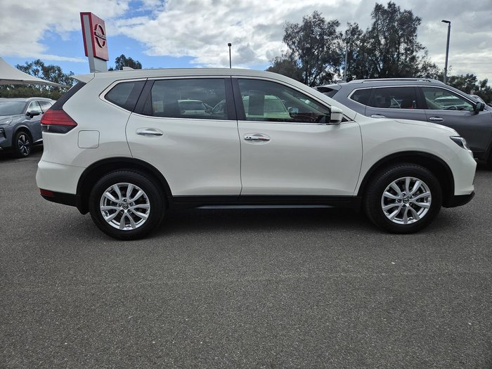 2021 Nissan X-TRAIL ST