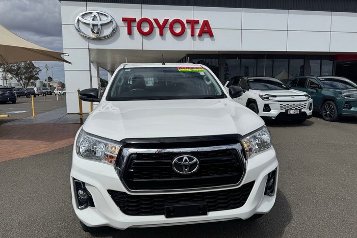 2019 Toyota Hilux SR