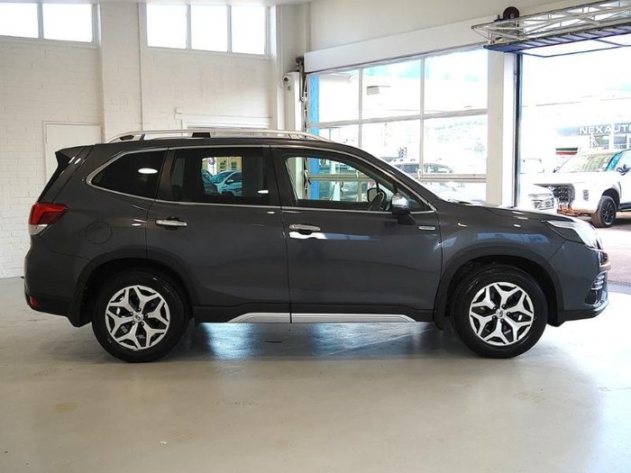2023 Subaru Forester Hybrid L