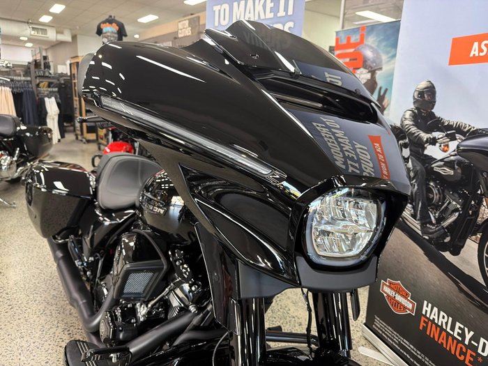 2026 Harley-Davidson Street Glide 117 (FLHX)