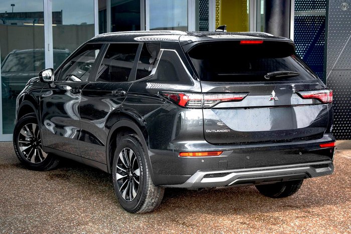 2026 Mitsubishi Outlander LS