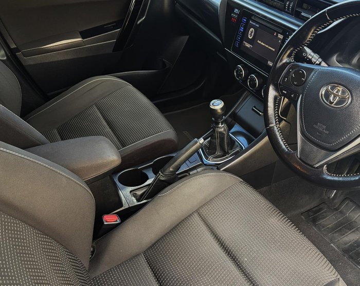 2016 Toyota Corolla Ascent Sport