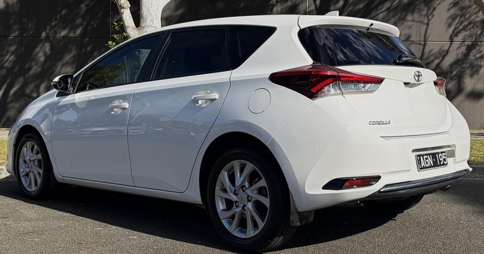2016 Toyota Corolla Ascent Sport