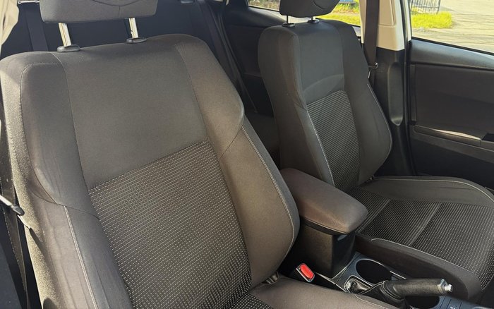 2016 Toyota Corolla Ascent Sport