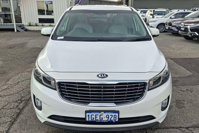 2015 Kia Carnival