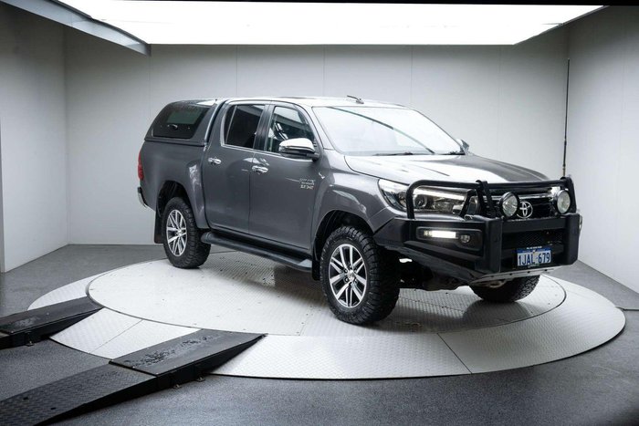 2018 Toyota Hilux SR5