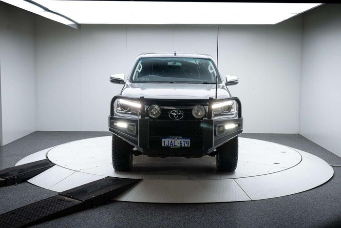 2018 Toyota Hilux SR5