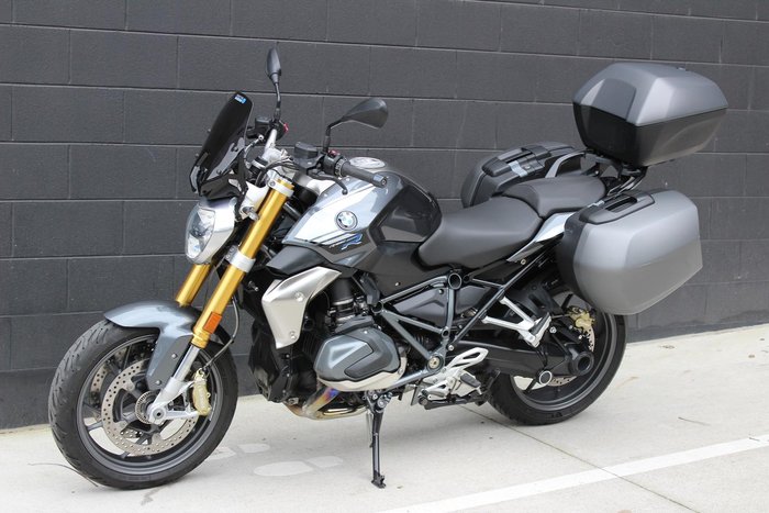 2020 BMW