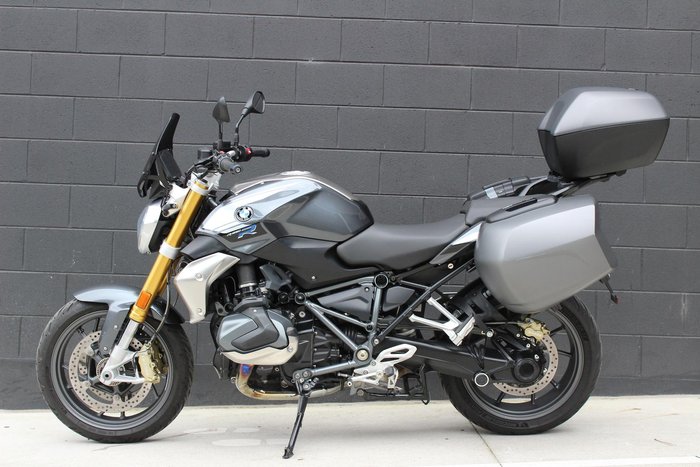 2020 BMW