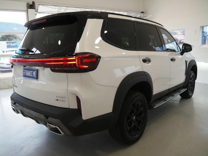 2025 LDV D90 Executive
