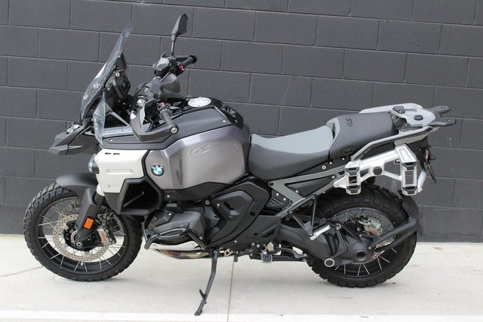 2024 BMW