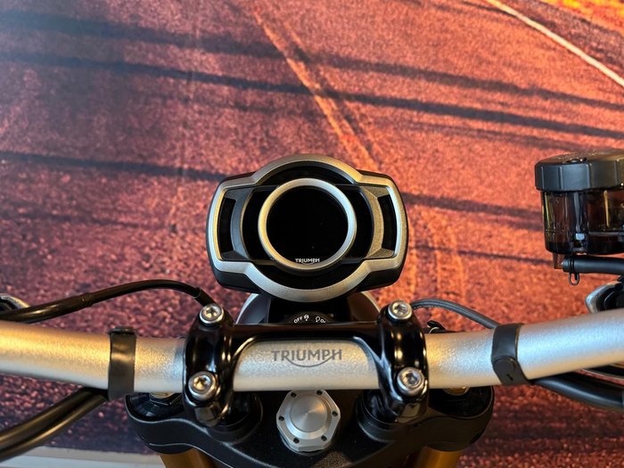 2026 Triumph Scrambler XE Scrambler White