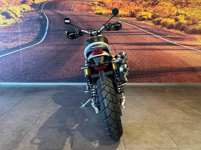 2026 Triumph Scrambler XE Scrambler White