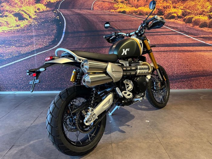 2026 Triumph Scrambler XE Scrambler White