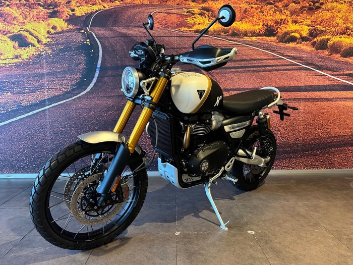 2026 Triumph Scrambler XE Scrambler White