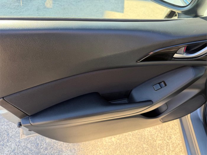 2014 MAZDA MAZDA3 MAXX