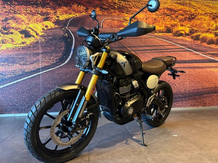 2025 Triumph Scrambler 400 X Scrambler Silver