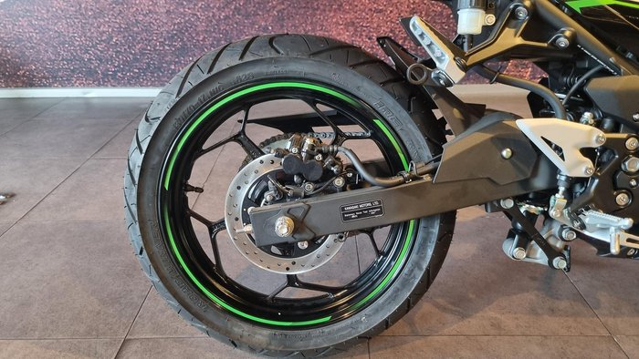 2025 Kawasaki Ninja e-1 e-1 Silver