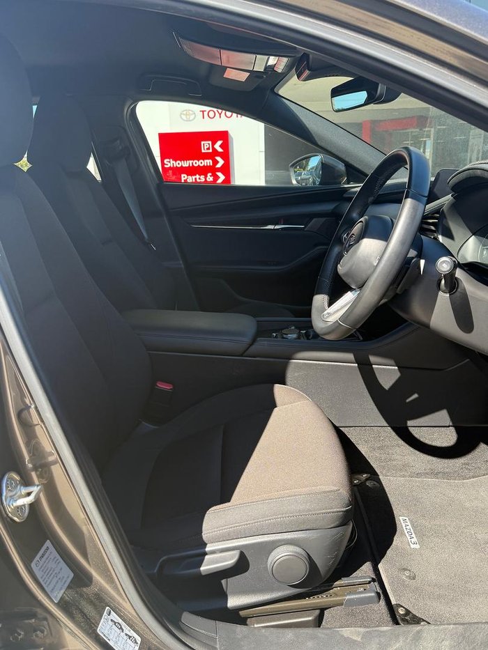 2021 Mazda 3 G20 Evolve