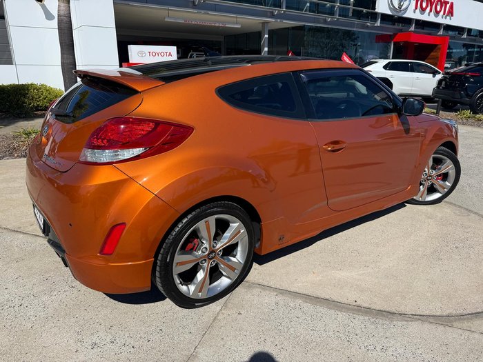2012 Hyundai Veloster +