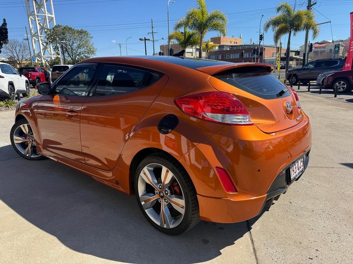 2012 Hyundai Veloster +