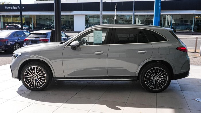 2025 Mercedes-Benz GLC-Class