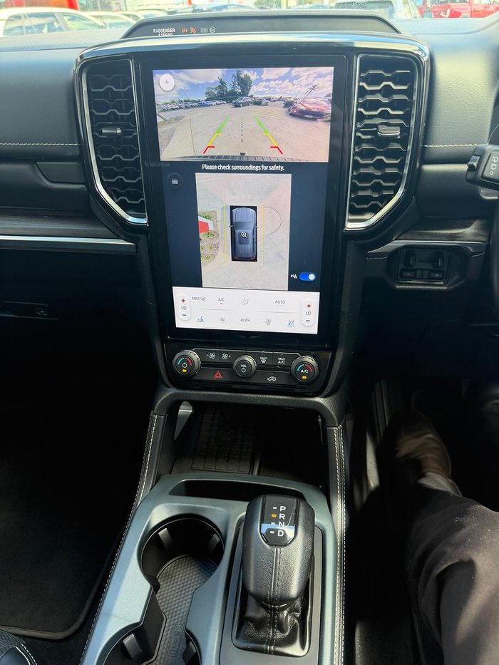 2022 Ford Everest Platinum