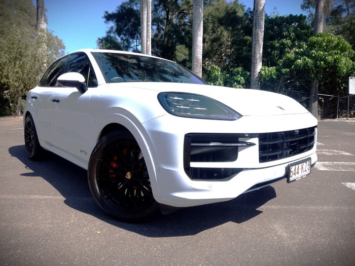 2024 Porsche Cayenne GTS