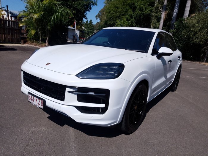 2024 Porsche Cayenne GTS