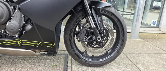 2024 Triumph Daytona 660 LAMS Daytona Grey