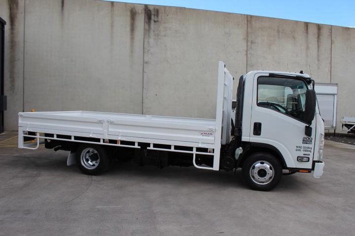 2022 Isuzu N Series