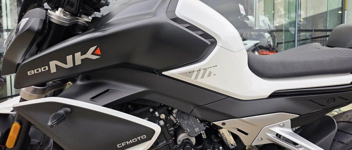 2023 CFMOTO 800NK Advance NK White