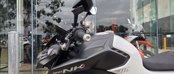 2023 CFMOTO 800NK Advance NK White