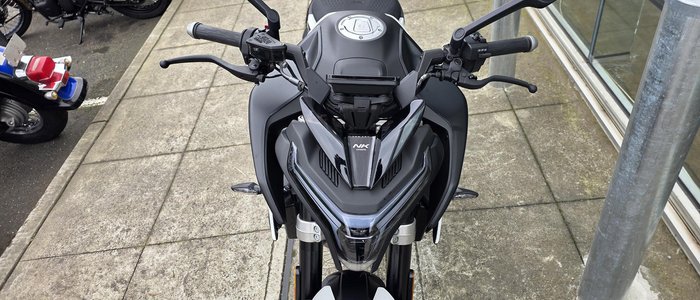 2023 CFMOTO 800NK Advance NK White