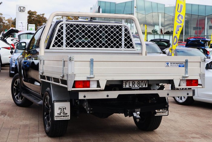 2024 Toyota Hilux SR5 48V