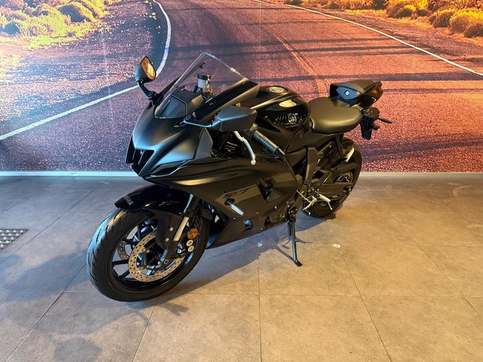 2025 Yamaha YZF-R7 HO YZF-R Black