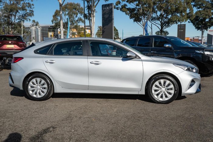 2024 Kia Cerato S