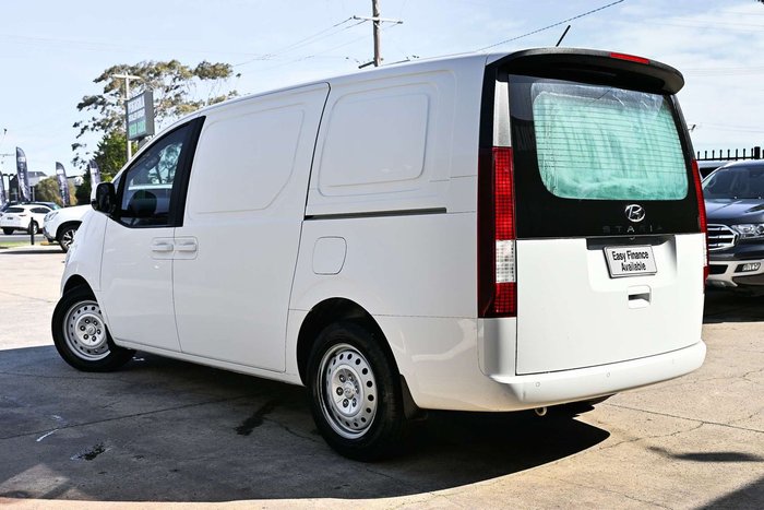 2022 Hyundai STARIA LOAD