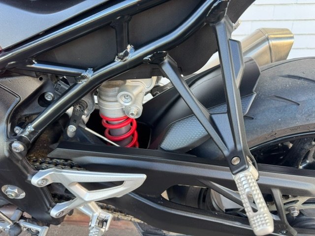 2021 BMW Motorrad S 1000 R RED