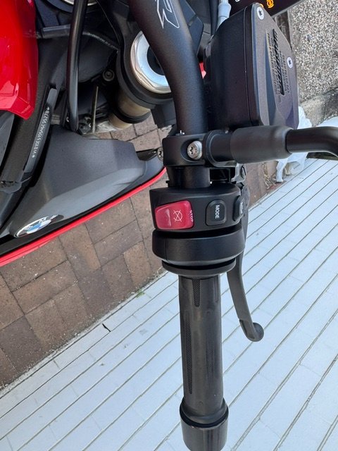 2021 BMW Motorrad S 1000 R RED