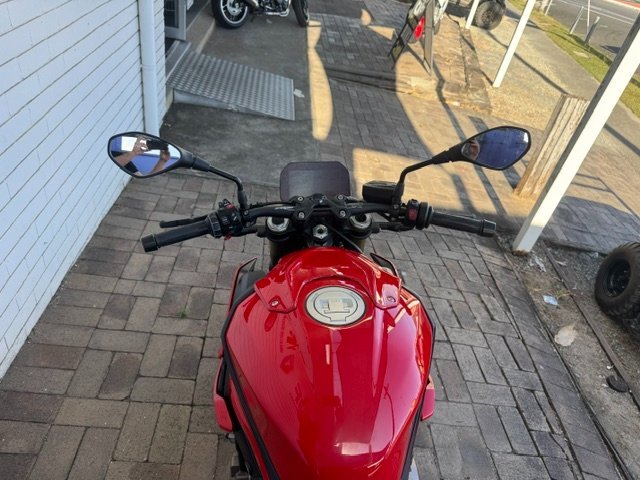 2021 BMW Motorrad S 1000 R RED
