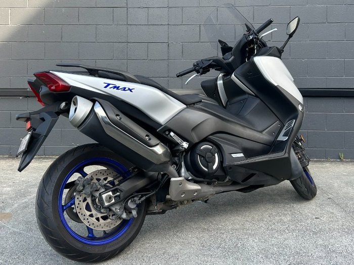 2018 Yamaha TMAX 530 SX WITH ABS (XP530A) SILVER
