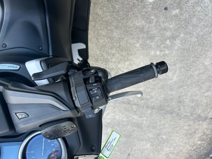 2018 Yamaha TMAX 530 SX WITH ABS (XP530A) SILVER