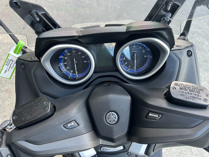 2018 Yamaha TMAX 530 SX WITH ABS (XP530A) SILVER